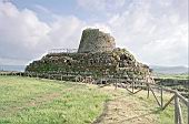 Nuraghe di Santu Antine 